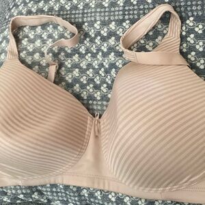 Vanity Fair lightly Striped Beige Bra